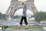 Парижанкам впервые за 200 лет разрешили носить брюки 